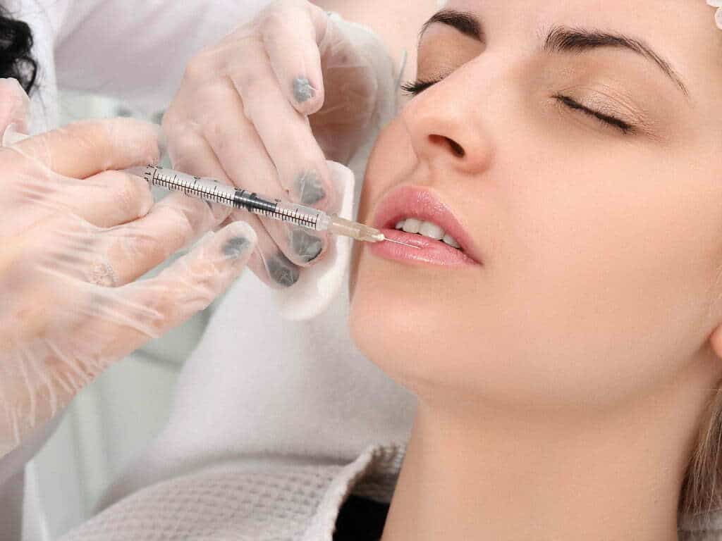 Trẻ hóa da bằng filler hết bao nhiều tiền, cập nhật bảng giá filler tại Pensilia