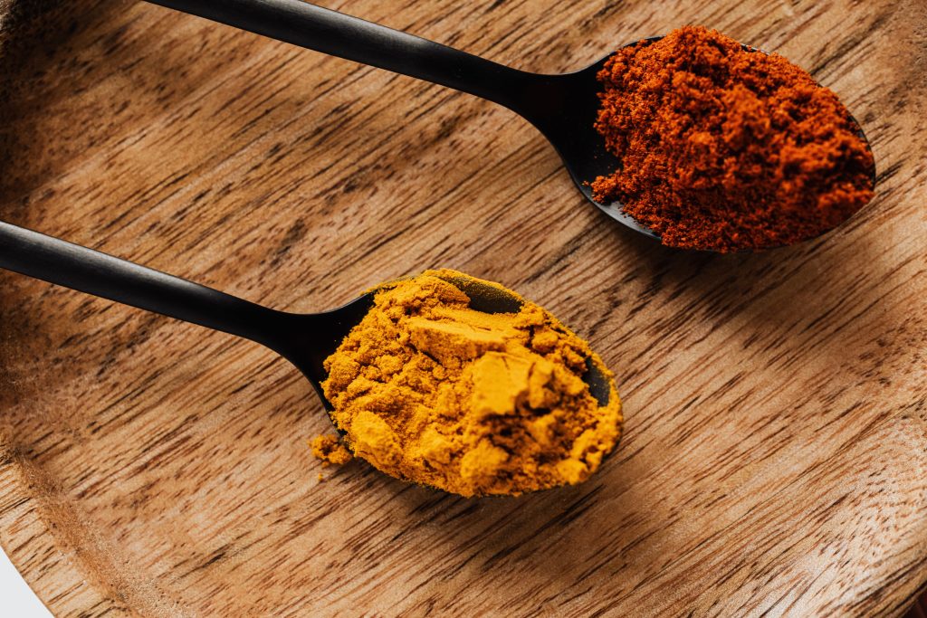 Nghệ chứa curcumin hỗ trợ tái tạo da