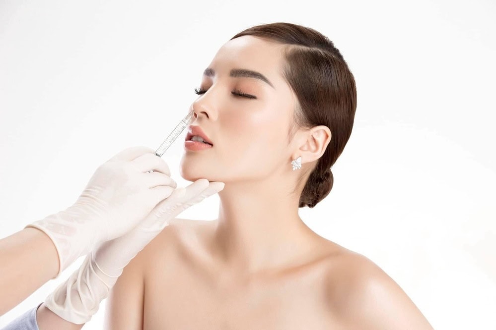 tiêm filler restylane