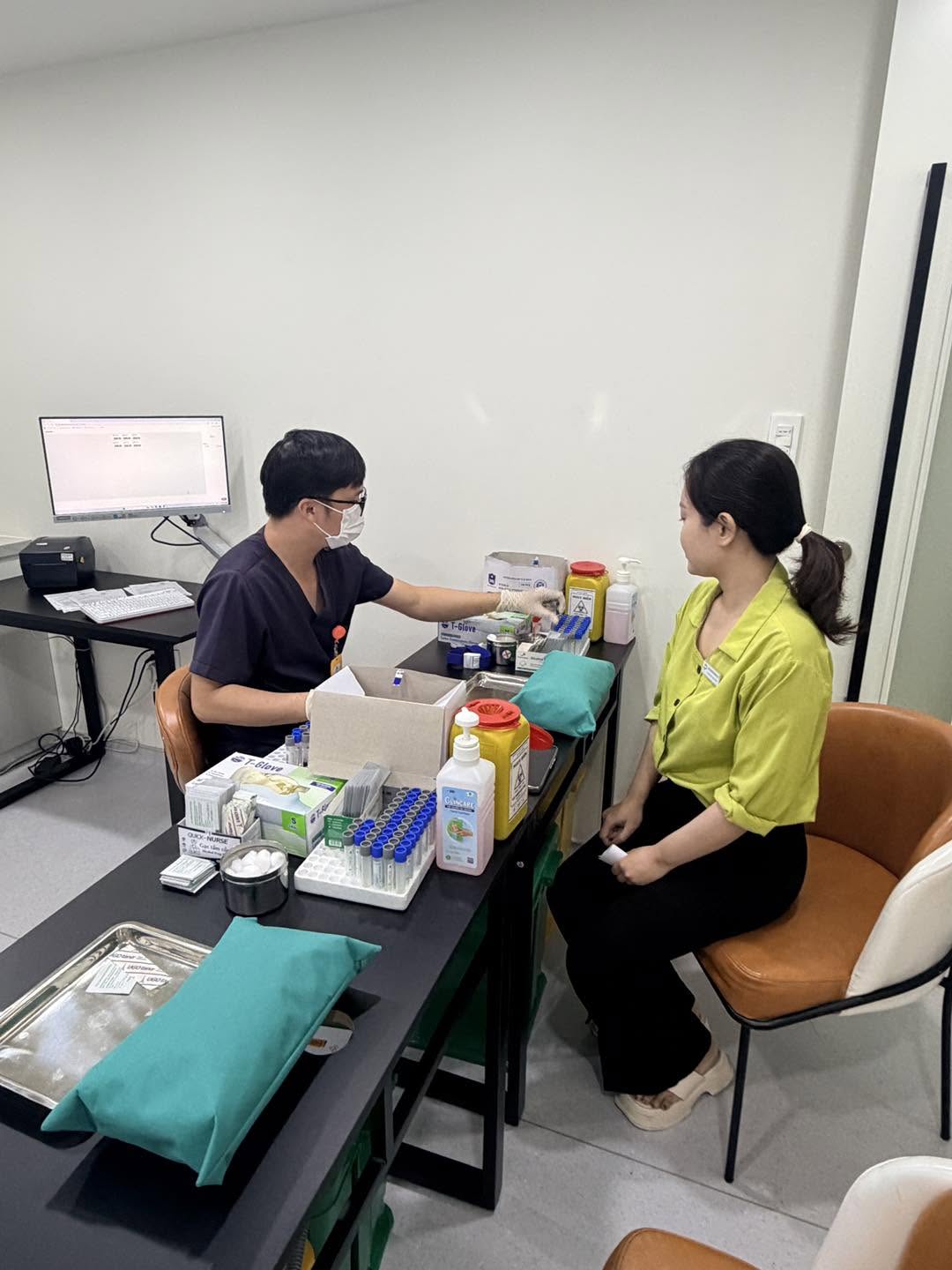 khám sức khỏe cho nhân viên pensilia tại SP79 Phú Nhuận